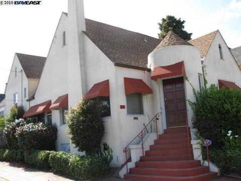 1349 E 34th St, Oakland, CA 94602 photo 1