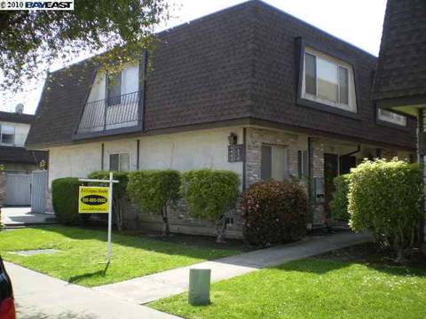 14311 Doolittle Dr, San Leandro, CA 94577 photo 1