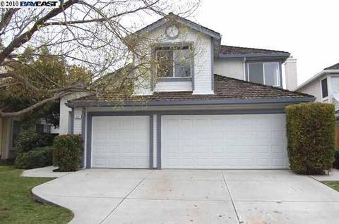 925 Vallerand, Tracy, CA 95376 photo 1