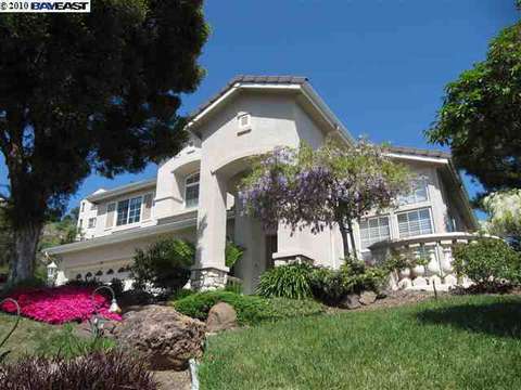 1137 Silver Maple Ln, Hayward, CA 94544 photo 1
