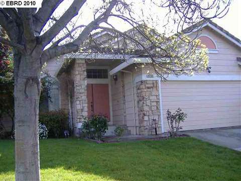 2138 Rain Drop Cir, Pittsburg, CA 94565 photo 1
