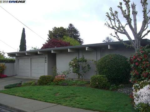 5590 Greenridge Rd, Castro Valley, CA 94552 photo 1