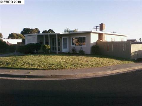 3138 Benjamin Dr, Richmond, CA 94806 photo 1