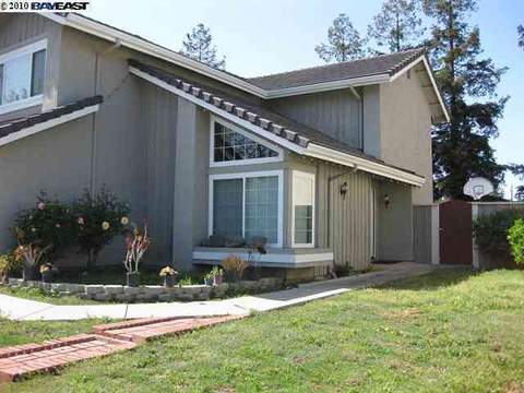 3243 Maple Leaf Ct, San Jose, CA 95121 photo 1