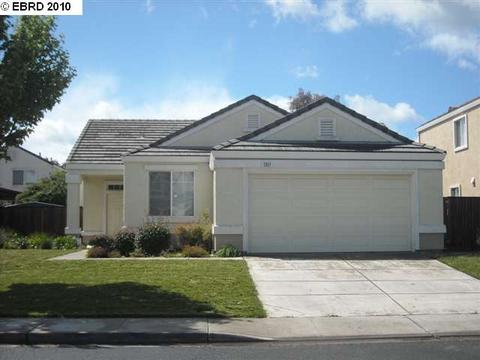 1317 Emerson Dr, Pittsburg, CA 94565 photo 1