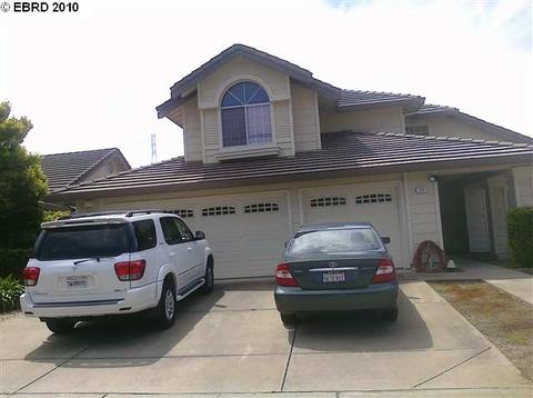 266 Grissom St, Hercules, CA 94547 photo 1