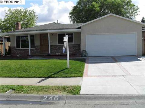 246 Yosemite Dr, Pittsburg, CA 94565 photo 1