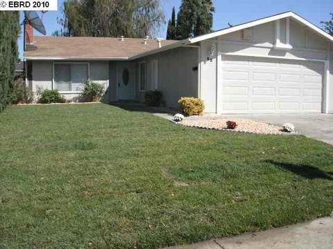 63 Covington Dr, Pittsburg, CA 94565 photo 1