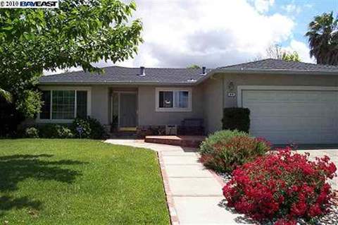 216 Brookside Dr, Antioch, CA 94509 photo 1