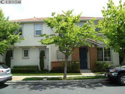 105 Accolade Dr, San Leandro, CA 94577 photo 1