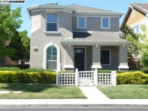 2785 Whitney Dr, Fairfield, CA 94533 photo 1