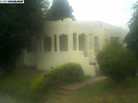 1339 Blake St, Berkeley, CA 94702 photo 1