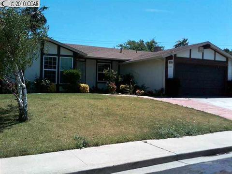 2103 Sugartree Dr, Pittsburg, CA 94565 photo 1