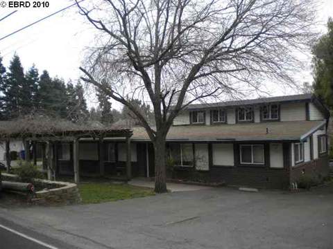 4806 Myrtle Dr, Concord, CA 94521 photo 1