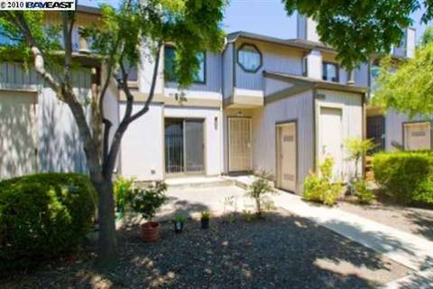 842 Challenger Way, Hayward, CA 94544 photo 1