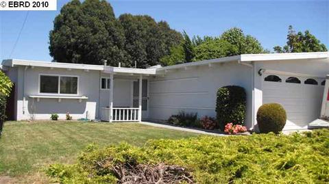 2579 Lynn Dr, Pinole, CA 94564 photo 1