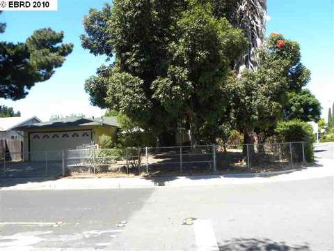 4 Dolphin Dr, Pittsburg, CA 94565 photo 1