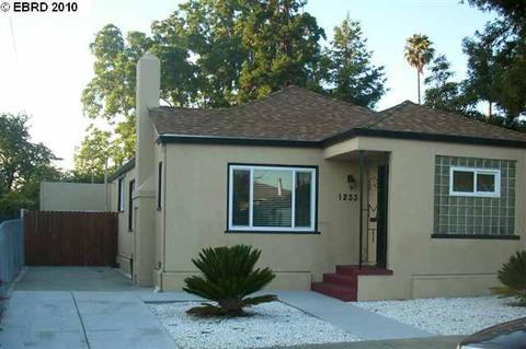 1233 Blake St, Berkeley, CA 94702 photo 1