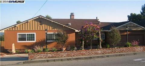 4777 Proctor Rd, Castro Valley, CA 94546 photo 1