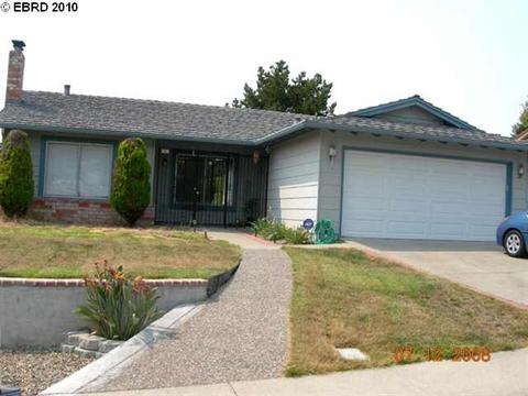 945 Sandpoint Dr, Rodeo, CA 94572 photo 1