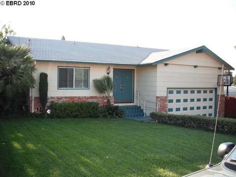 810 Rogers Way, Pinole, CA 94564 photo 1