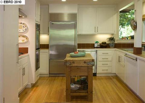 1581 Campus Dr, Berkeley, CA 94708 photo 1
