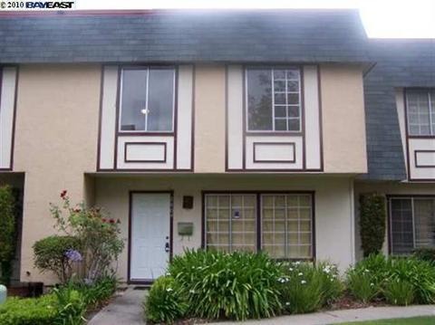 2804 Oliver Dr, Hayward, CA 94545 photo 1