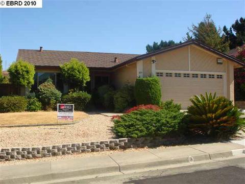 409 Sparrow Dr, Hercules, CA 94547 photo 1