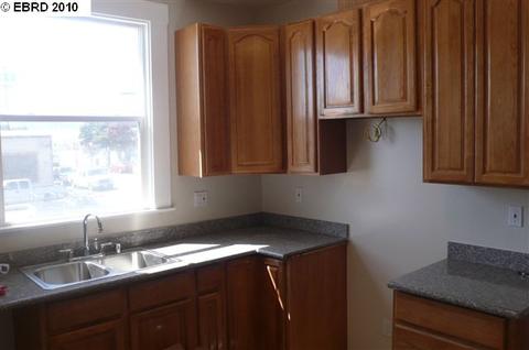 910 Ohio Ave, Richmond, CA 94804 photo 1