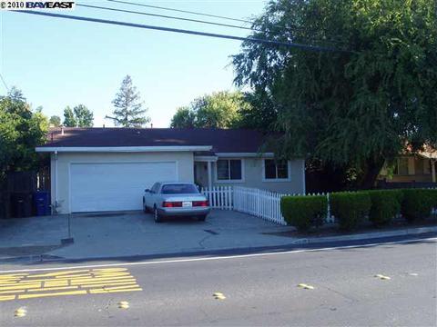 2418 Olivera Rd, Concord, CA 94520 photo 1