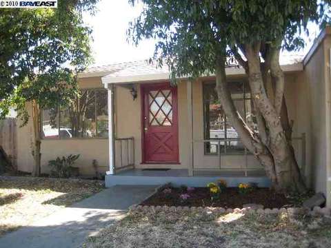 1102 Devonshire Ave, San Leandro, CA 94579 photo 1