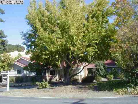 1 Monteira Ln, Martinez, CA 94553 photo 1