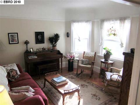 2233 Byron St, Berkeley, CA 94702 photo 1