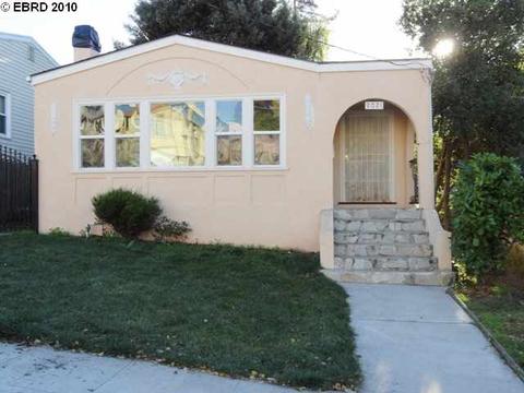 2021 E 29th St, Oakland, CA 94606 photo 1