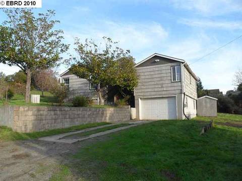 515 Palms Dr, Martinez, CA 94553 photo 1