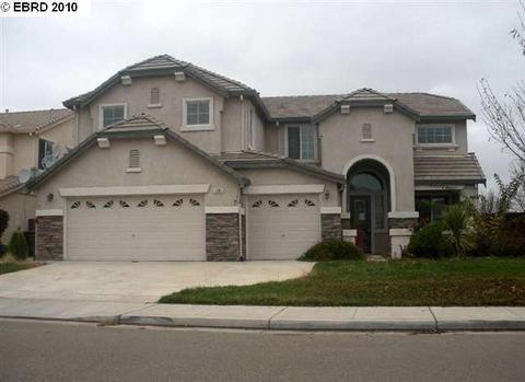 1241 Tulloch Dr, Tracy, CA 95304 photo 1