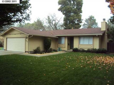 628 Janet Ln, Martinez, CA 94553 photo 1