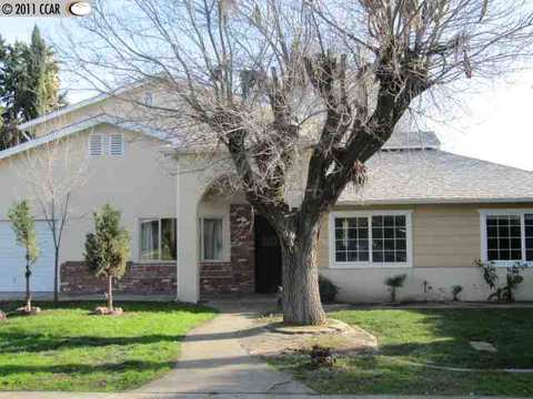 1780 Peach Pl, Concord, CA 94518 photo 1