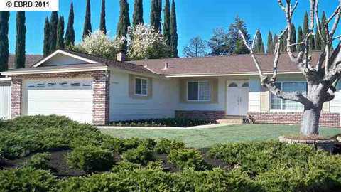 4250 Suzanne Dr, Pittsburg, CA 94565 photo 1