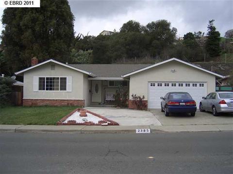 2385 Wright Ave, Pinole, CA 94564 photo 1