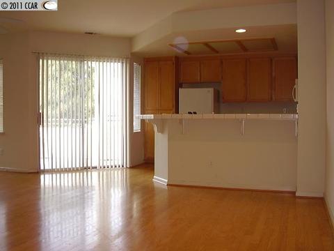 2330 Dolphin Dr, Richmond, CA 94804 photo 1