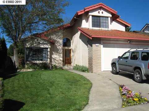2137 Pheasant Dr, Hercules, CA 94547 photo 1