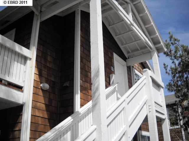 208 Bayside Ct, Richmond, CA 94804 photo 1