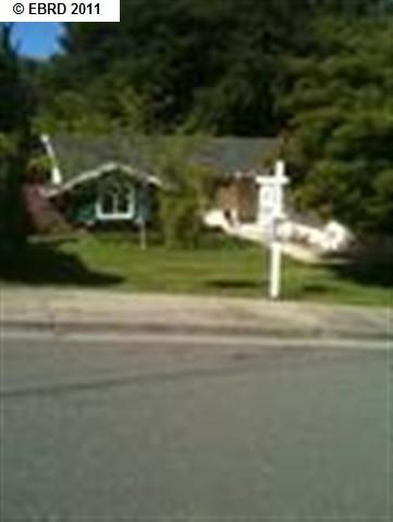 3160 Estates Ave, Pinole, CA 94564 photo 1