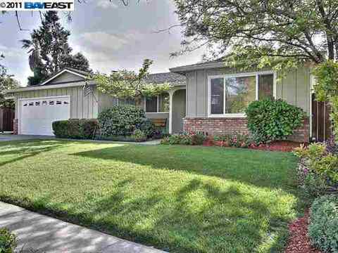 42663 Lerwick St, Fremont, CA 94539 photo 1