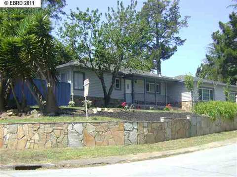 17967 Walnut Rd, Castro Valley, CA 94546 photo 1