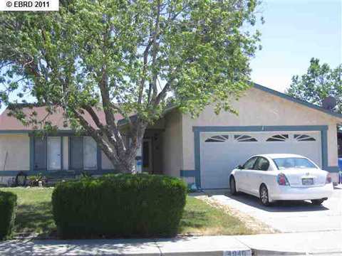 4940 Dawson Dr, Oakley, CA 94561 photo 1