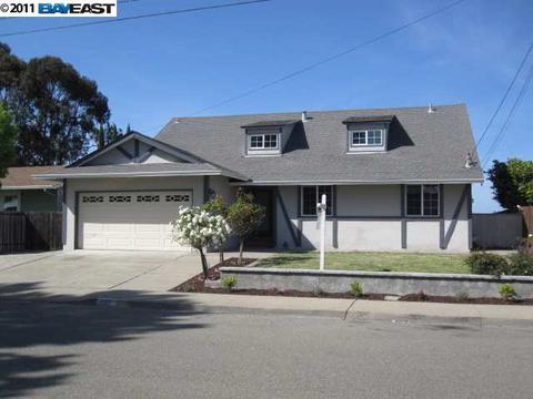 727 Crestview Dr, Pinole, CA 94564 photo 1