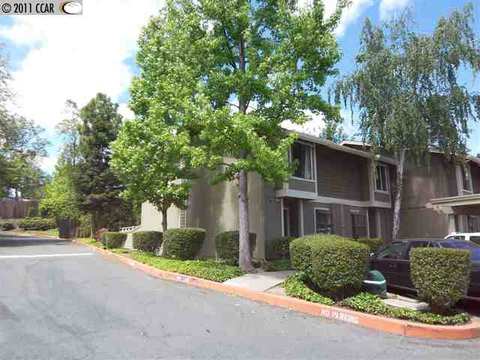 372 Eastgate Ln, Martinez, CA 94553 photo 1