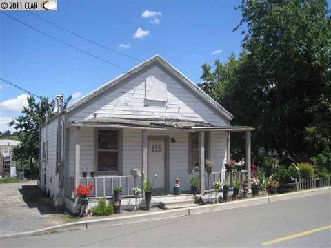 135 Berrellesa St, Martinez, CA 94553 photo 1